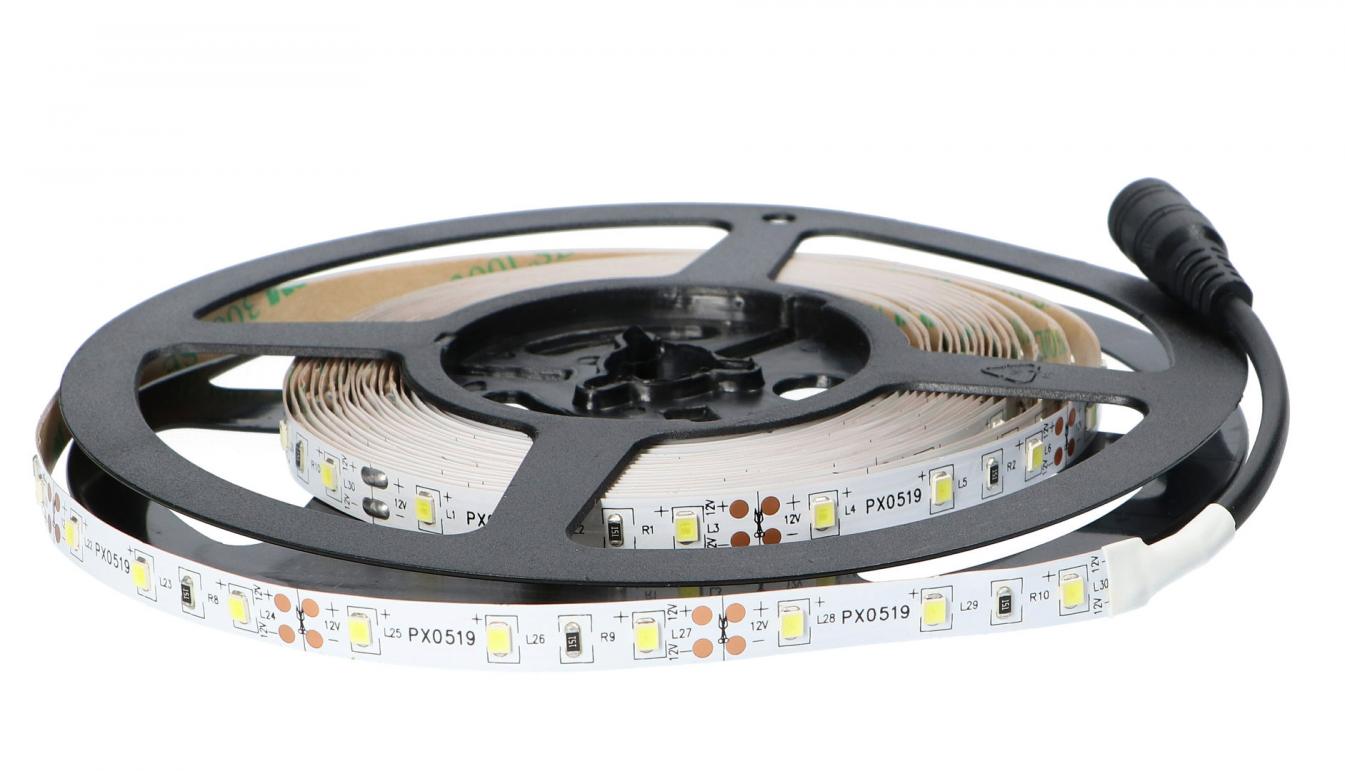 5m LED Stripe 300LED 2835 warm/neutraal/koud wit IP65, 24W / 1200LM / rol 5m